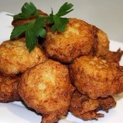 A picture of Buñuelos de bacalao. Little cod bites.