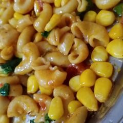 A picture of Macaroni.