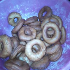 A picture of Cardamom doughnuts.