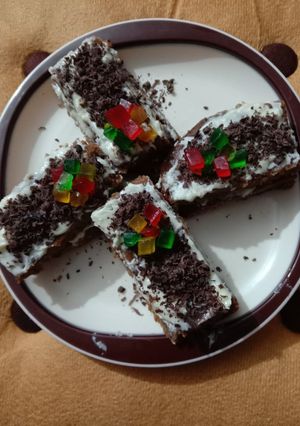 बिस्कुट पेस्ट्री (Biscuit pastry recipe in hindi) रेसिपी मुख्य फोटो