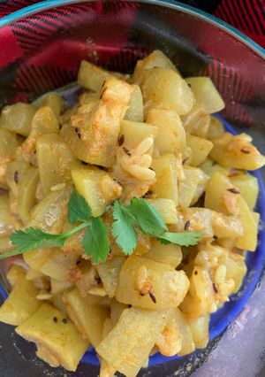 દૂધી નું શાક (Dudhi Shak Recipe In Gujarati) રેસીપી મુખ્ય ફોટો