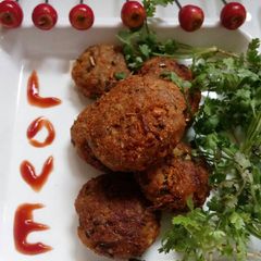 A picture of Chapati Veg Cutlet.