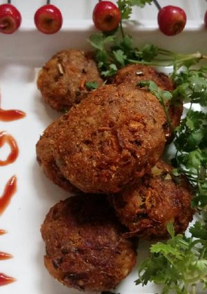 A picture of Chapati Veg Cutlet.