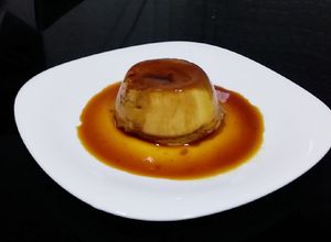 Una foto de Flan individual