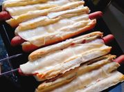 Una foto de pancho de queso