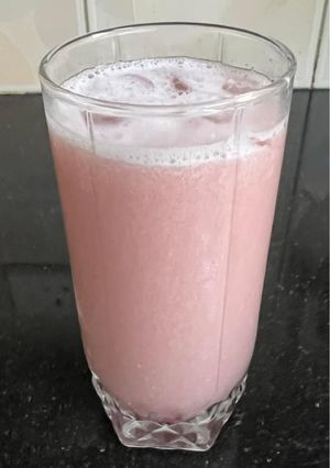 A picture of Pomegranate Coconut 🥥 Cooler.
