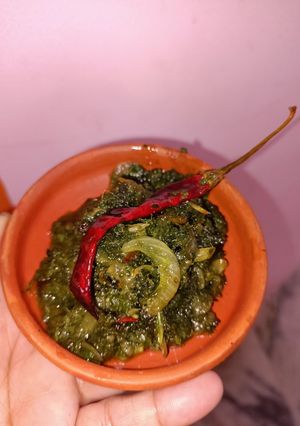 ধনেপাতার ভর্তা (Dhonepatar bharta recipe in Bengali) রেসিপির প্রধান ছবি