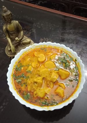 A picture of Gatte ki sabji.