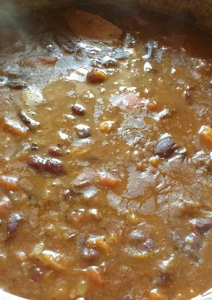 Una foto de Frijoles, puchero de alubias rojas