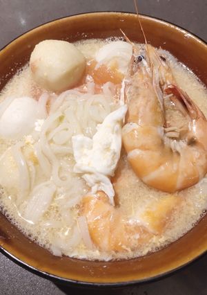 A picture of Shrimp Noodle.