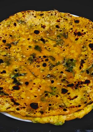 A picture of Methi thepla.