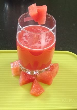 તરબૂચ નો જ્યુસ (Watermelon Juice Recipe In Gujarati) રેસીપી મુખ્ય ફોટો