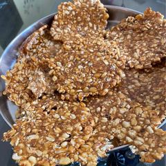 A picture of Peanut papdi Winter special.