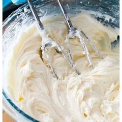 A picture of Cream Cheese Frosting.