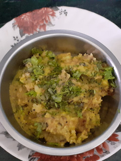 आलू का भरता (aloo ka bharta recipe in Hindi) रेसिपी मुख्य फोटो