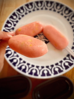 Una foto de Polo de sandía y mango (en moldes Lékué)