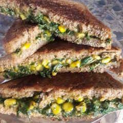 A picture of Spinach corn sandwitch.