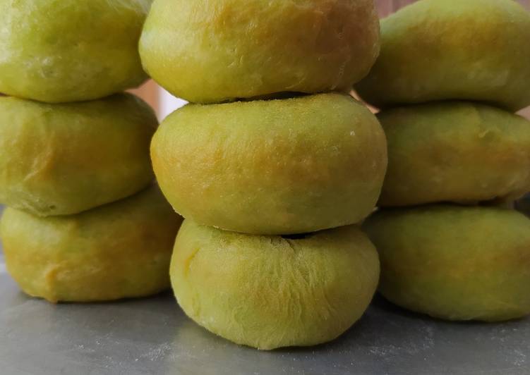 80. Donat Pandan Maizena