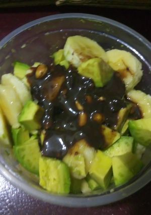 A picture of Simple pudding with chocolate fudge with nuts melted.