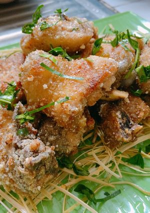 Hình của món Gà Rang Muối.