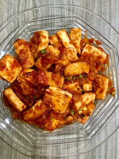 Hình của món Chay: Đậu hủ sốt cà.