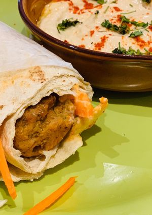 A picture of Malai Tikka Roll.