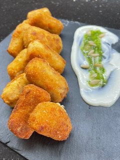Una foto de Croquetas de calçots 🧅