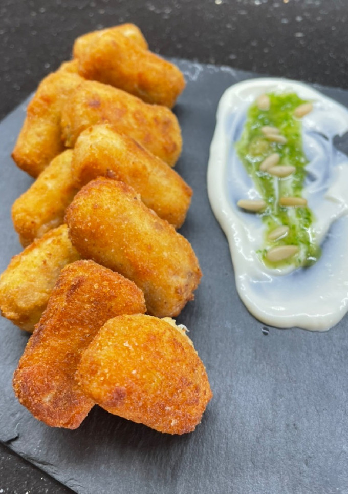 Una foto de Croquetas de calçots 🧅