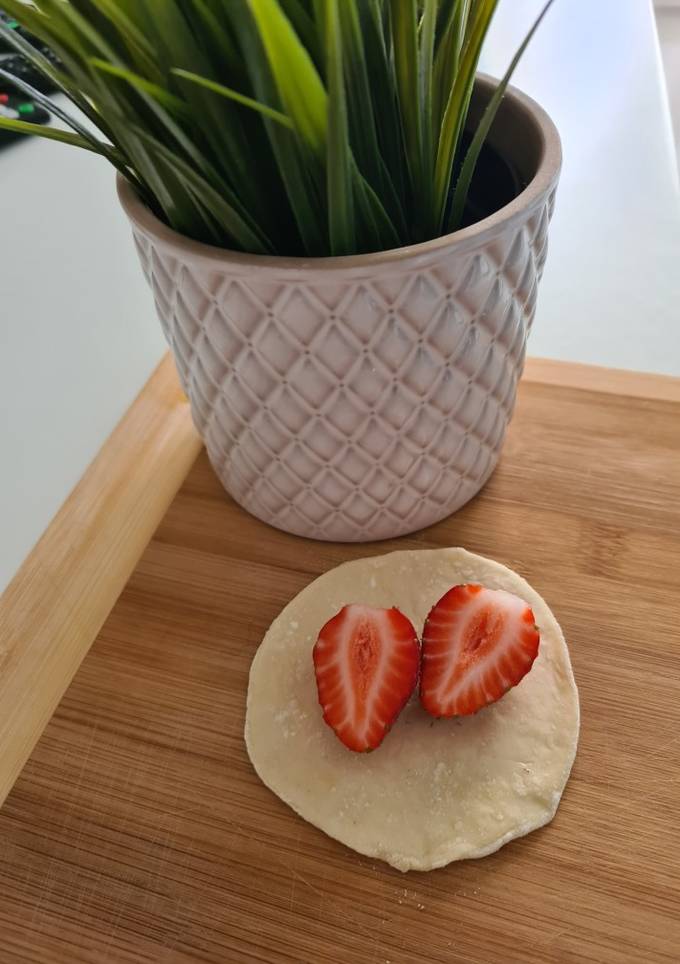 Вареники с клубникой