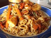 Una foto de pollo teriyaki
