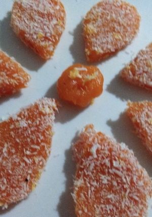 कॅरोट डिलाईट (carrot delight recipe in marathi) रेसिपी चे मुख्य फोटो 