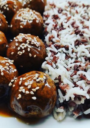Foto di Polpette di fagioli rossi con salsa all'arancia