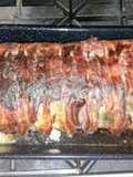 Carne rellena envuelta en tocino