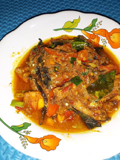 Foto resep Pindang bumbu kuning/cue