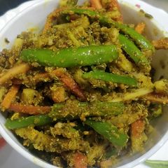 A picture of Green Chilli Mix Pickle.