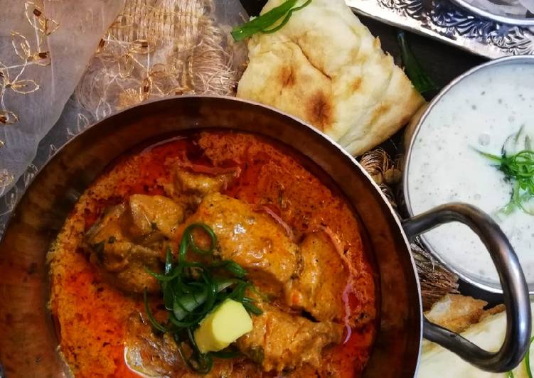 How to Prepare Quick Chicken makhni karahi