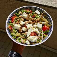 Una foto de Ensalada templada completa