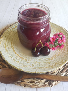 Una foto de Mermelada de cereza saludable