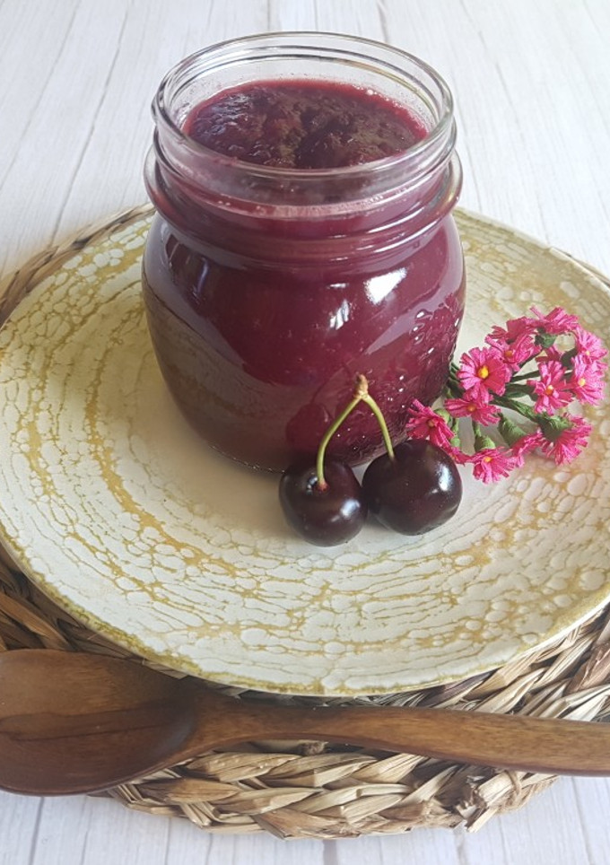 Una foto de Mermelada de cereza saludable