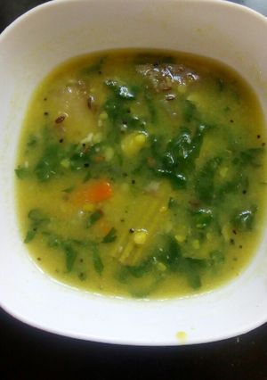 A picture of Moong palak santula.
