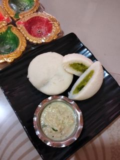 ઈડલી સેન્ડવીચ (Idli Sandwich Recipe In Gujarati) રેસીપી મુખ્ય ફોટો