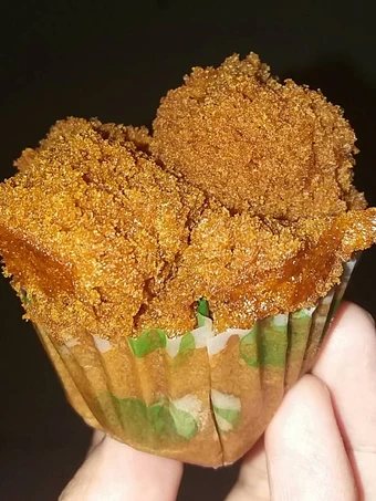 Langkah Gampang Membuat Resep Bolu kukus gula merah merekah yang  Bikin Ketagihan Anti Ribet, Mantap Sekali