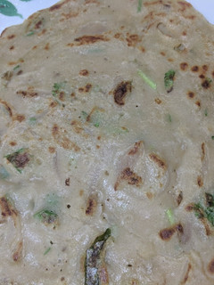 A picture of Wheat onion dosa.