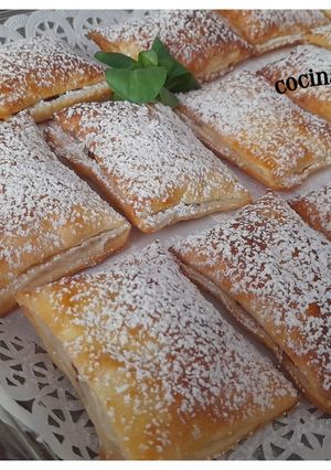 Una foto de Miguelitos de crema pastelera