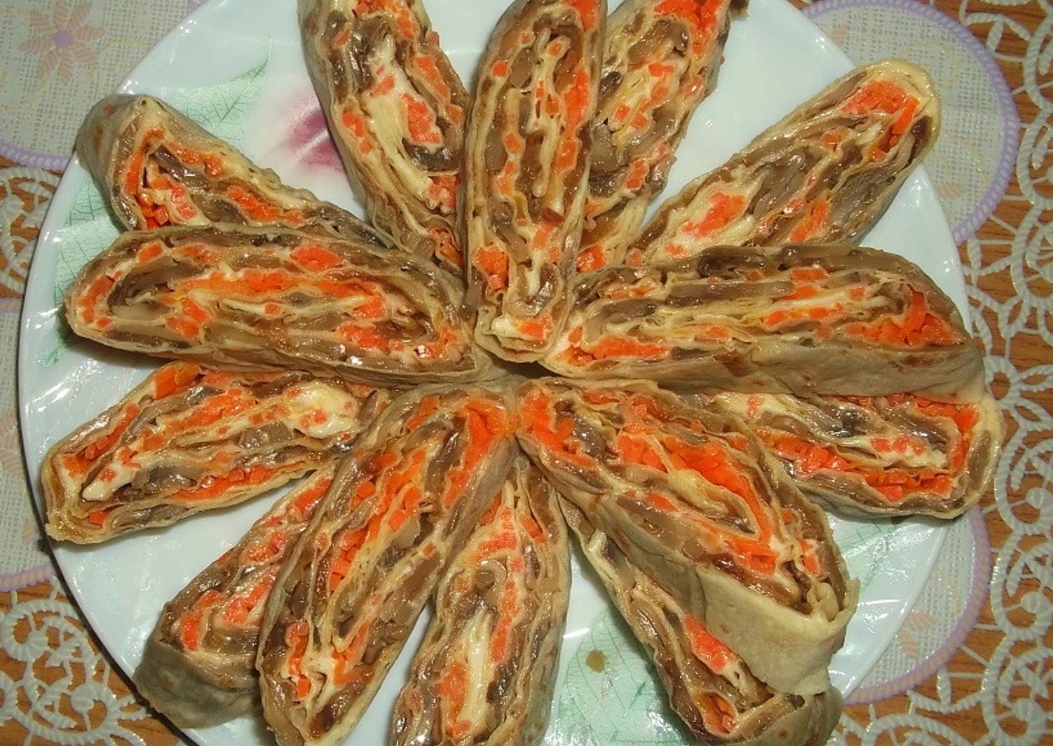 лаваш с корейской морковью фото