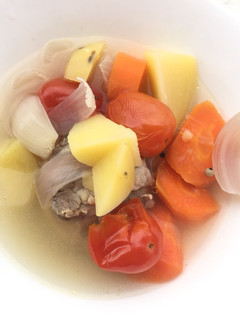 A picture of Potato And Carrot In White Pepper Pork Soup.