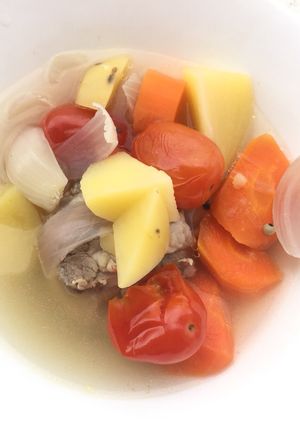 A picture of Potato And Carrot In White Pepper Pork Soup.