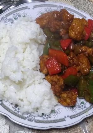 Una foto de Pollo agridulce (estilo chino)