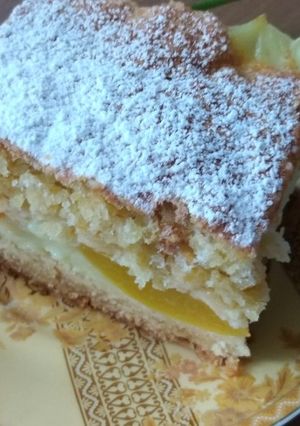 Zdjęcie przepisu Ciasto kruche z brzoswiniami i budyniem.
