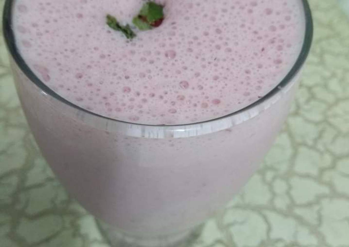 Strawberry smoothie